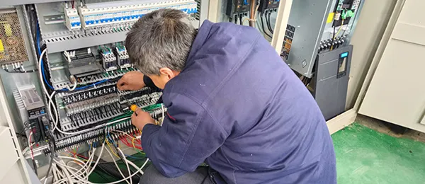 Assistance Technique Intégrale à Chaque Étape du Projet